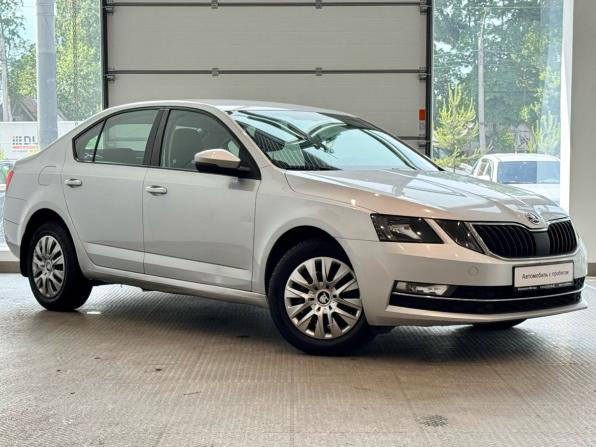 Skoda Octavia III (A7) Рестайлинг с пробегом 2017 года, цена 1 470 000 рублей, 146000 км, лифтбек, Автокод Объявления