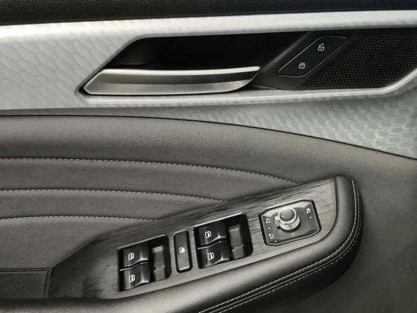 Haval F7 I Рестайлинг с пробегом 2022 года, цена 2 095 000 рублей, 83764 км, внедорожник, Автокод Объявления
