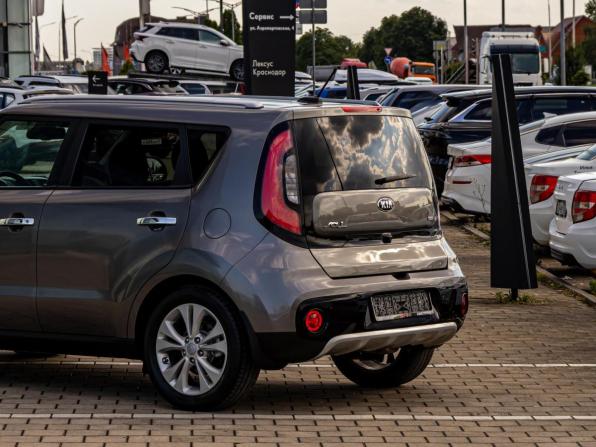 Kia Soul II Рестайлинг с пробегом 2017 года, цена 1 295 000 рублей, 180137 км, хэтчбек, Автокод Объявления