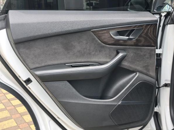 Audi Q8 I (4M) с пробегом 2018 года, цена 4 250 000 рублей, 153043 км, внедорожник, Автокод Объявления
