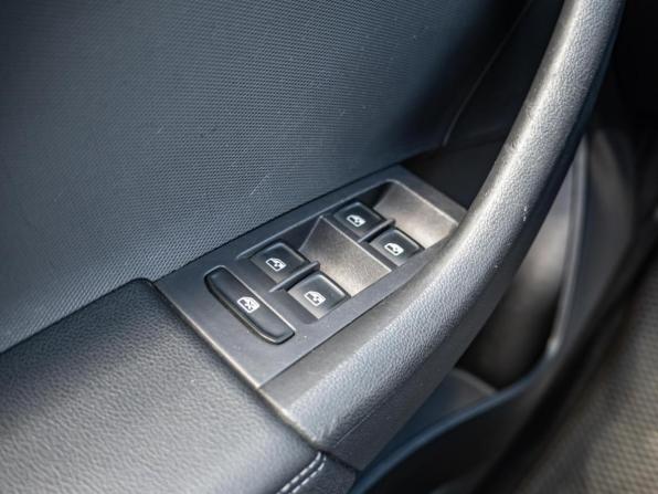 Skoda Rapid I Рестайлинг с пробегом 2019 года, цена 1 355 000 рублей, 173064 км, лифтбек, Автокод Объявления