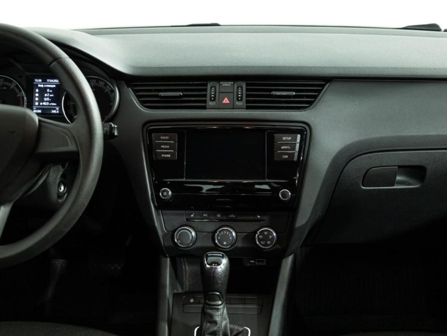 Skoda Octavia III (A7) Рестайлинг Санкт-Петербург  - изображение 14