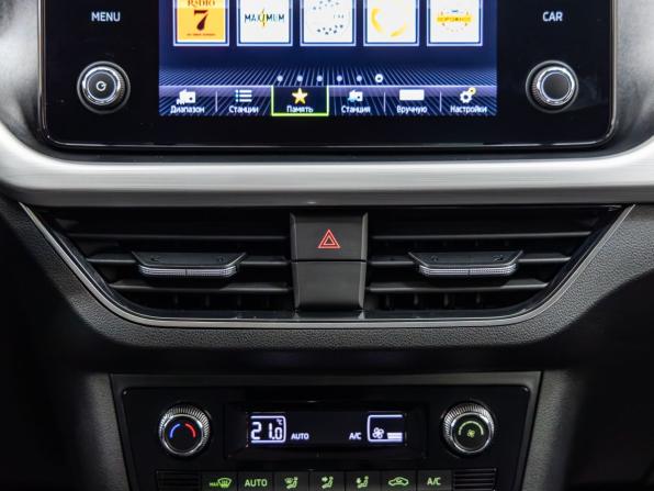 Skoda Rapid II с пробегом 2021 года, цена 1 598 000 рублей, 140207 км, лифтбек, Автокод Объявления