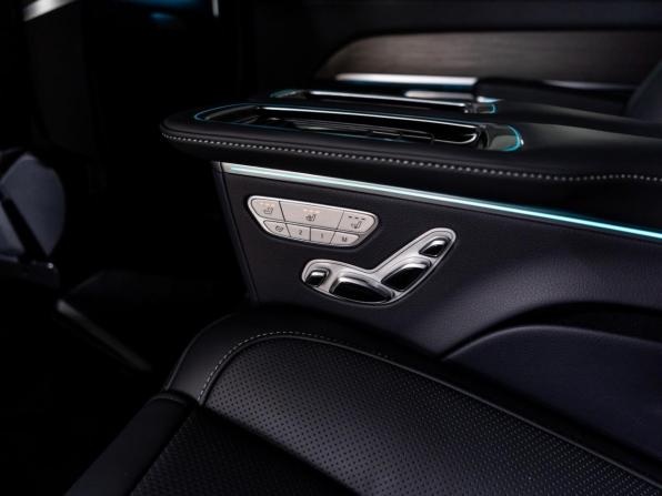 Новый Mercedes-Benz V-Класс III (W447) Рестайлинг 2 2025 года, цена 17 350 000 рублей, минивэн, Автокод Объявления