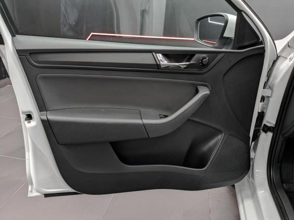 Skoda Rapid II с пробегом 2021 года, цена 1 115 000 рублей, 156517 км, лифтбек, Автокод Объявления