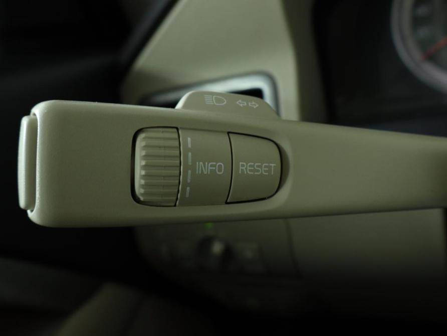Volvo XC70 II Москва  - изображение 12