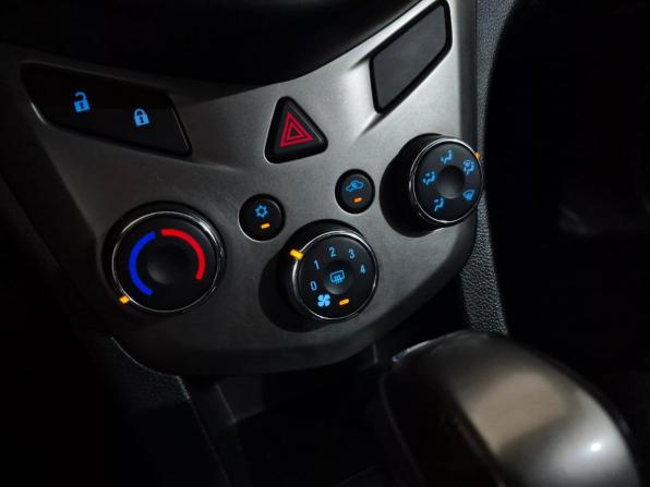 Chevrolet Aveo II с пробегом 2014 года, цена 690 000 рублей, 156820 км, седан, Автокод Объявления