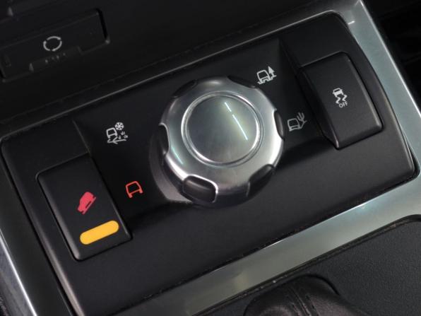 Land Rover Freelander II Рестайлинг с пробегом 2011 года, цена 1 344 997 рублей, 330923 км, внедорожник, Автокод Объявления