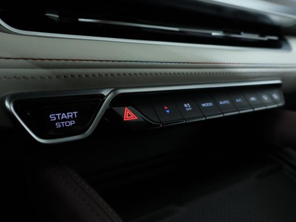 Geely Monjaro I с пробегом 2023 года, цена 3 299 000 рублей, 40000 км, внедорожник, Автокод Объявления