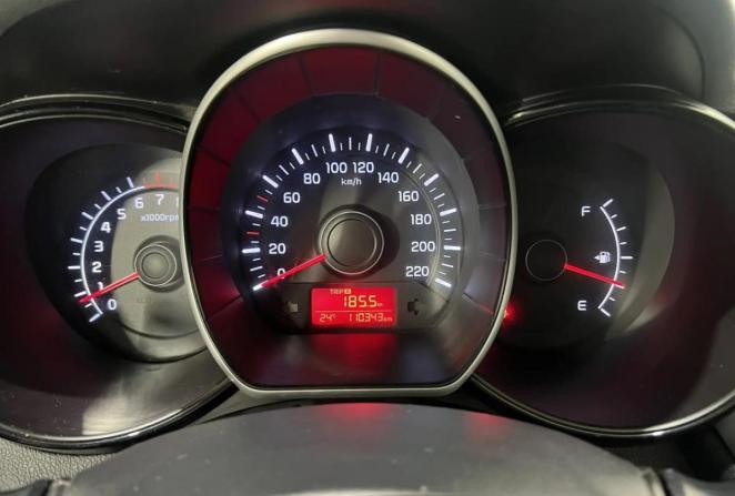 Kia Rio III Рестайлинг с пробегом 2015 года, цена 820 000 рублей, 110343 км, седан, Автокод Объявления