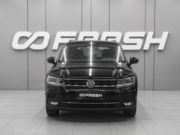 Volkswagen Tiguan II с пробегом 2019 года, цена 2 420 000 рублей, 64015 км, внедорожник, Автокод Объявления