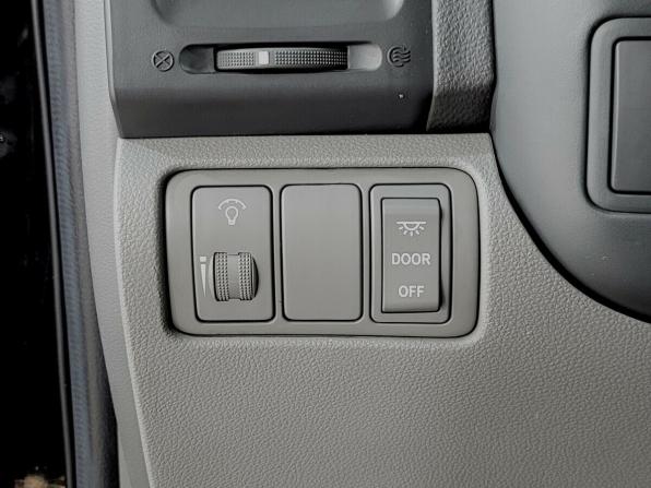 Kia Carnival II с пробегом 2010 года, цена 1 020 000 рублей, 176493 км, минивэн, Автокод Объявления