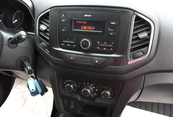Lada (ВАЗ) XRAY I с пробегом 2018 года, цена 870 000 рублей, 82583 км, хэтчбек, Автокод Объявления