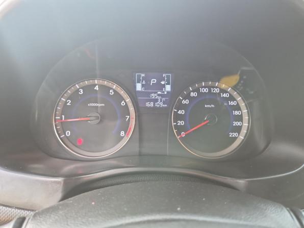 Hyundai Solaris I Рестайлинг с пробегом 2015 года, цена 800 000 рублей, 168109 км, хэтчбек, Автокод Объявления