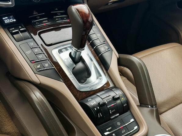 Porsche Cayenne II (958) с пробегом 2011 года, цена 1 997 000 рублей, 181464 км, внедорожник, Автокод Объявления