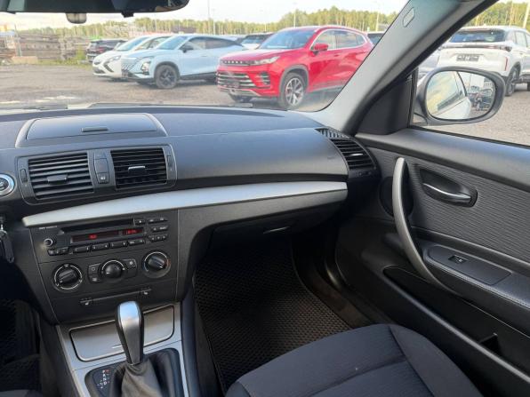 BMW 1 серии I (E81/E82/E87/E88) Рестайлинг с пробегом 2010 года, цена 595 000 рублей, 231000 км, хэтчбек, Автокод Объявления