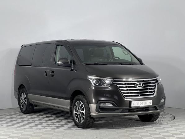 Hyundai Grand Starex I Рестайлинг 2 с пробегом 2018 года, цена 3 030 000 рублей, 127000 км, минивэн, Автокод Объявления