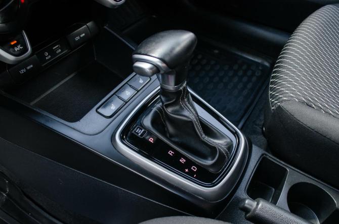 Kia Rio IV с пробегом 2018 года, цена 1 326 000 рублей, 131000 км, седан, Автокод Объявления