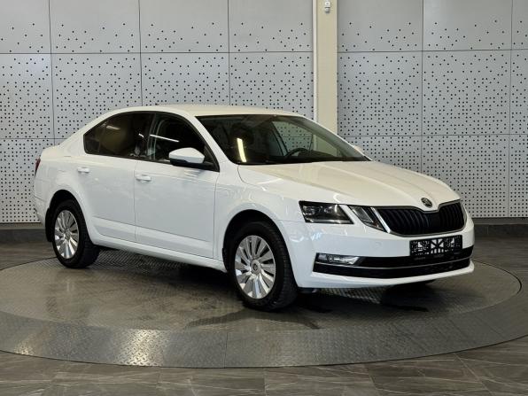 Skoda Octavia III (A7) Рестайлинг с пробегом 2020 года, цена 1 550 000 рублей, 156063 км, лифтбек, Автокод Объявления