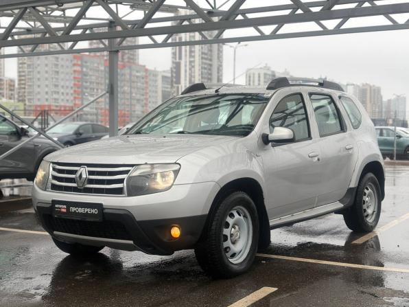 Renault Duster I с пробегом 2012 года, цена 670 000 рублей, 227000 км, внедорожник, Автокод Объявления