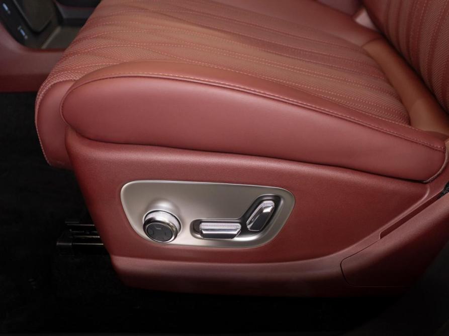 Geely Galaxy M9 Москва  - изображение 16