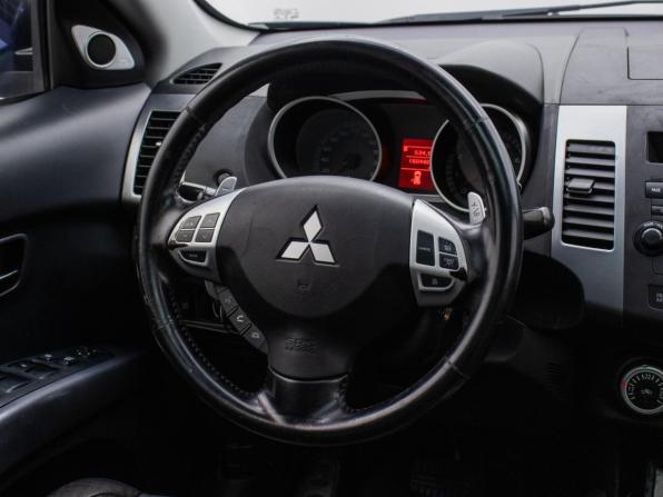 Mitsubishi Outlander II с пробегом 2008 года, цена 918 000 рублей, 232950 км, внедорожник, Автокод Объявления