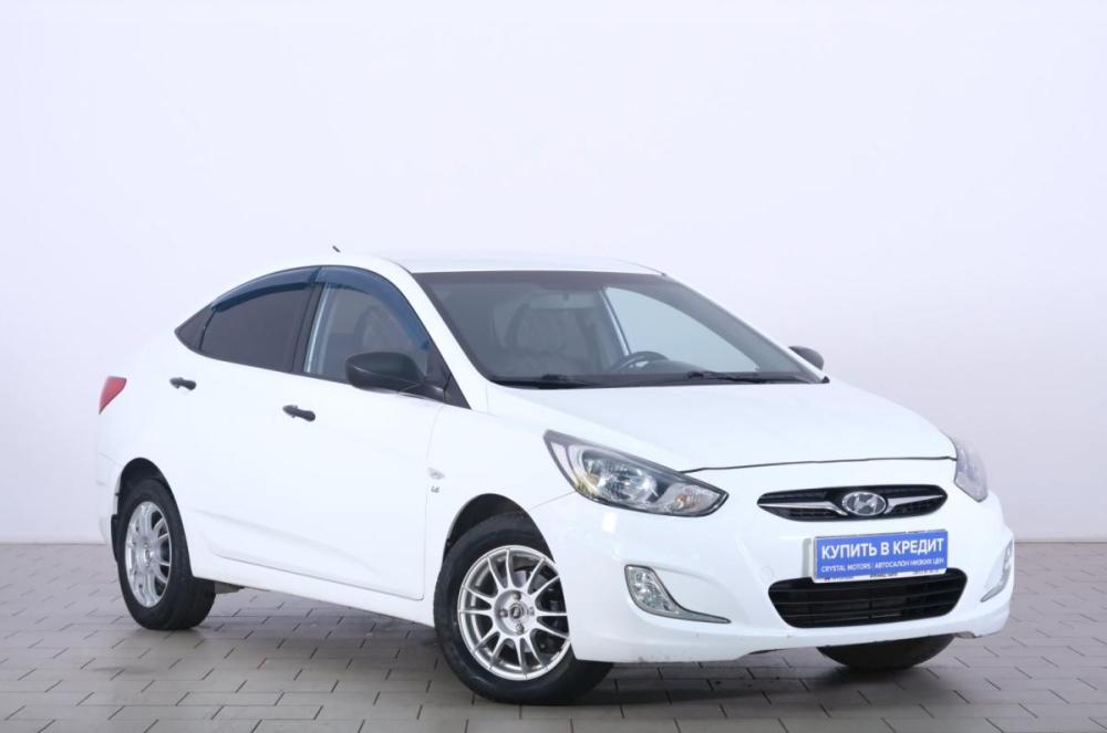 Hyundai Solaris I Омск  - изображение 1