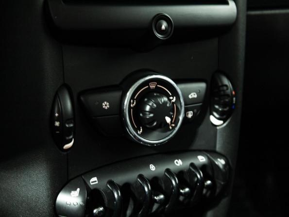 Mini Hatch II (R56) Рестайлинг с пробегом 2011 года, цена 749 585 рублей, 205012 км, хэтчбек, Автокод Объявления