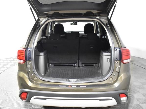 Mitsubishi Outlander III Рестайлинг 3 с пробегом 2019 года, цена 2 230 000 рублей, 89993 км, внедорожник, Автокод Объявления