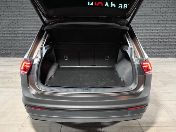 Volkswagen Tiguan II с пробегом 2017 года, цена 2 650 000 рублей, 210421 км, внедорожник, Автокод Объявления