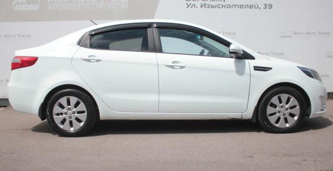 Kia Rio III с пробегом 2012 года, цена 690 000 рублей, 181000 км, седан, Автокод Объявления
