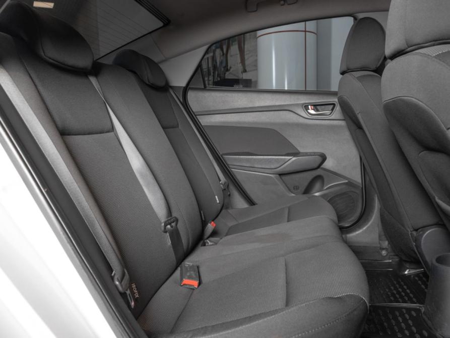 Hyundai Solaris II Казань  - изображение 8