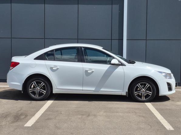 Chevrolet Cruze I Рестайлинг с пробегом 2015 года, цена 860 000 рублей, 187900 км, седан, Автокод Объявления