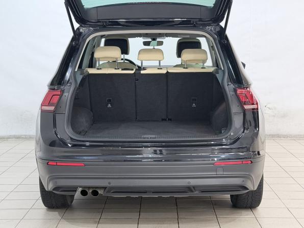 Volkswagen Tiguan II с пробегом 2017 года, цена 2 180 000 рублей, 269190 км, внедорожник, Автокод Объявления