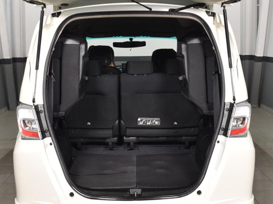 Honda Freed I Рестайлинг Кемерово  - изображение 17