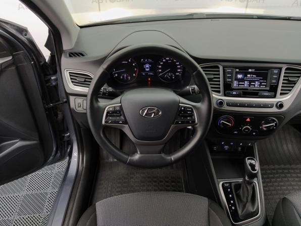 Hyundai Solaris II Рестайлинг с пробегом 2020 года, цена 1 550 000 рублей, 91934 км, седан, Автокод Объявления