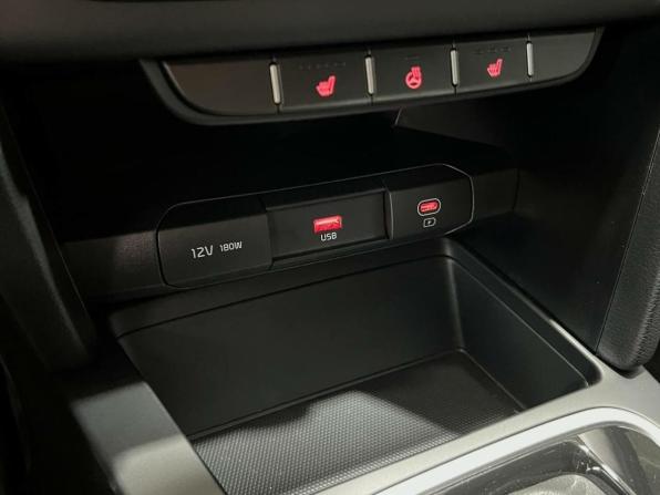Kia Ceed III Рестайлинг с пробегом 2024 года, цена 2 850 000 рублей, 1612 км, универсал, Автокод Объявления