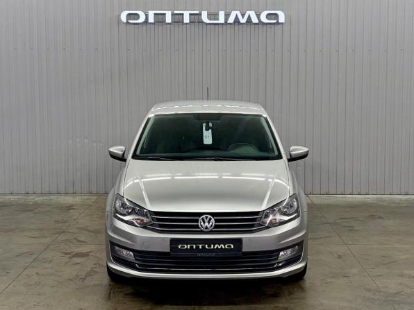 Volkswagen Polo V Рестайлинг с пробегом 2018 года, цена 1 497 000 рублей, 126935 км, седан, Автокод Объявления