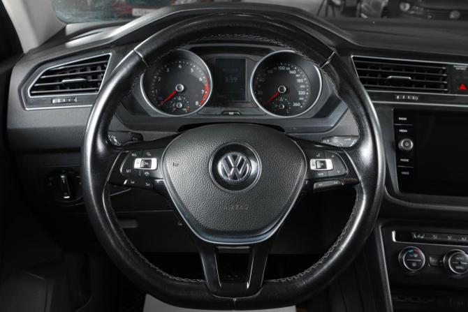 Volkswagen Tiguan II с пробегом 2018 года, цена 1 959 000 рублей, 169000 км, внедорожник, Автокод Объявления
