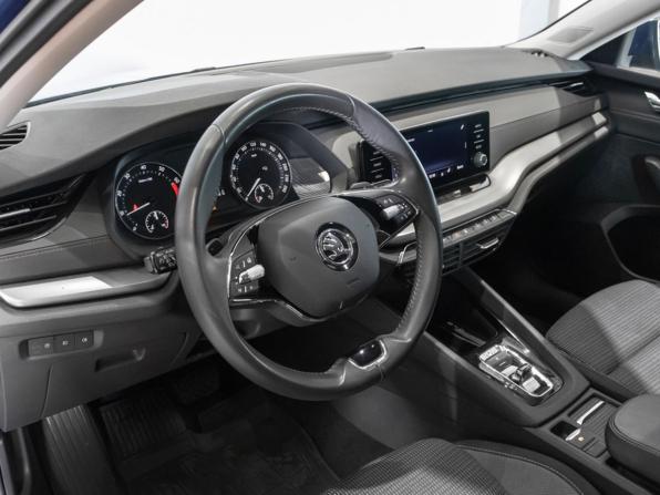 Skoda Octavia IV (A8) с пробегом 2020 года, цена 2 406 200 рублей, 95546 км, лифтбек, Автокод Объявления