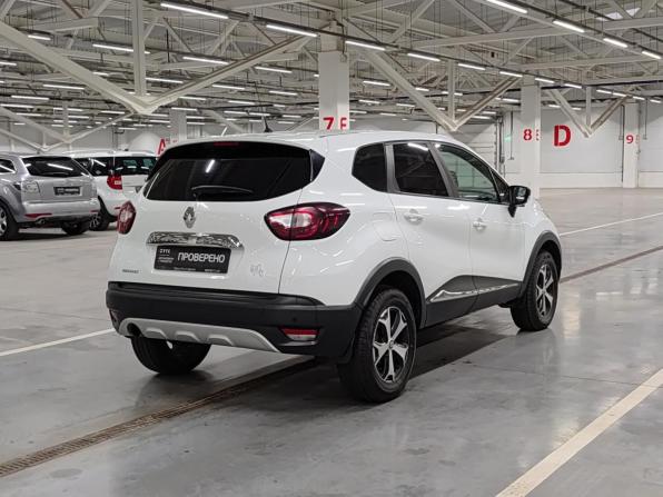 Renault Kaptur I с пробегом 2018 года, цена 1 070 000 рублей, 227106 км, внедорожник, Автокод Объявления