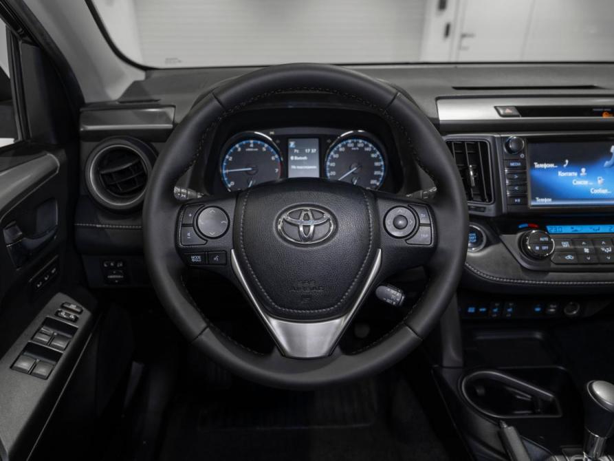 Toyota RAV4 IV (XA40) Рестайлинг Москва  - изображение 10