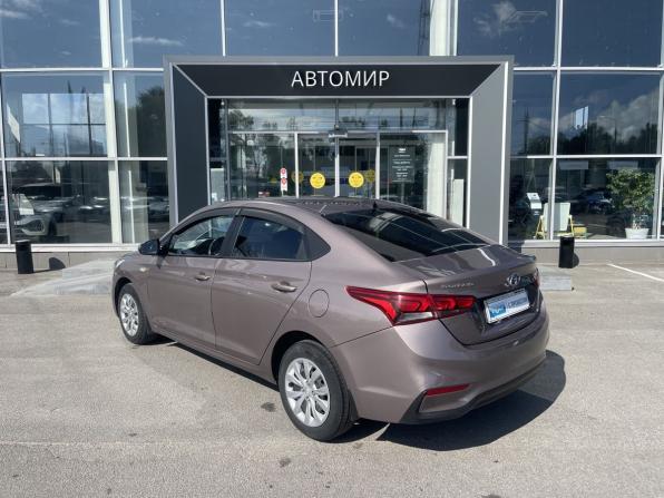 Hyundai Solaris II с пробегом 2018 года, цена 1 297 500 рублей, 107378 км, седан, Автокод Объявления