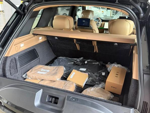 Новый Land Rover Range Rover V 2026 года, цена 30 990 000 рублей, внедорожник, Автокод Объявления