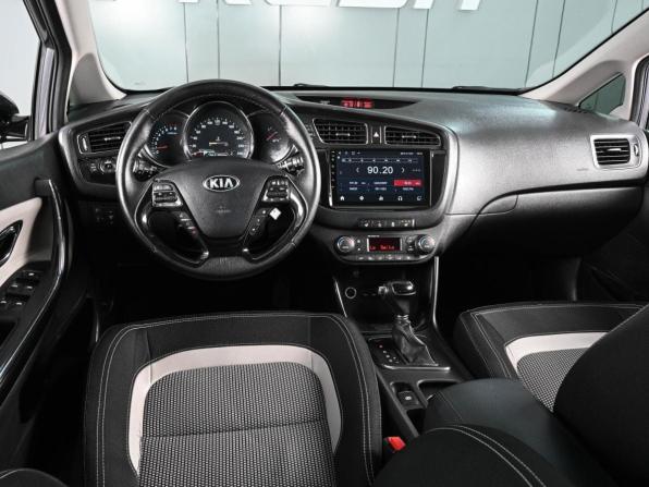 Kia Ceed II Рестайлинг с пробегом 2015 года, цена 999 000 рублей, 219850 км, хэтчбек, Автокод Объявления
