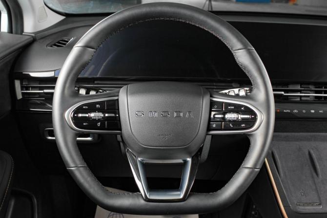 Omoda C5 I Рестайлинг с пробегом 2024 года, цена 2 369 000 рублей, 2400 км, внедорожник, Автокод Объявления