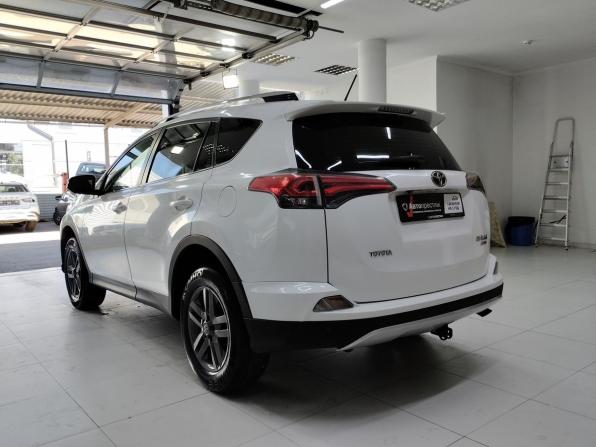 Toyota RAV4 IV (XA40) с пробегом 2014 года, цена 1 710 000 рублей, 184200 км, внедорожник, Автокод Объявления