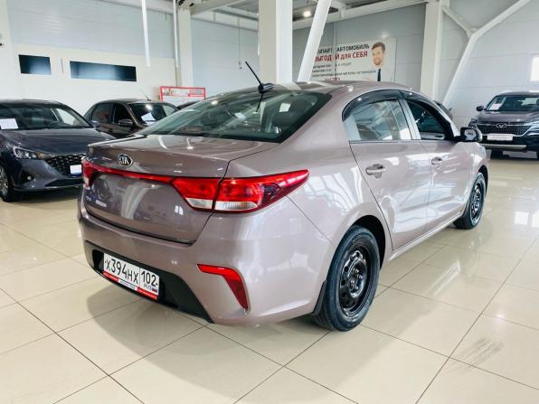 Kia Rio IV с пробегом 2018 года, цена 1 230 000 рублей, 135990 км, седан, Автокод Объявления