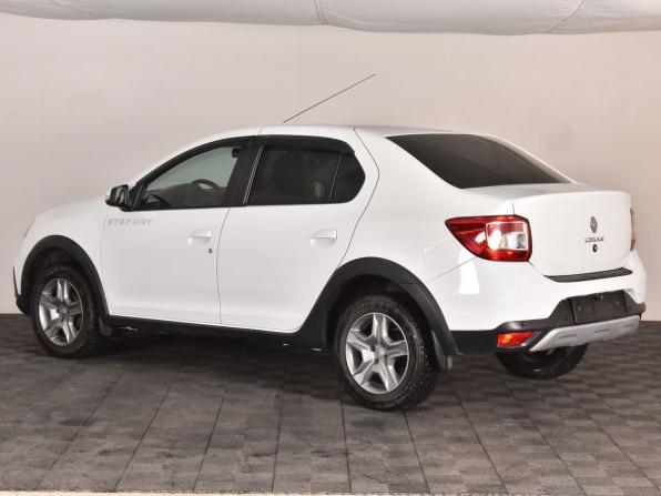 Renault Logan II Рестайлинг с пробегом 2019 года, цена 820 000 рублей, 37818 км, седан, Автокод Объявления