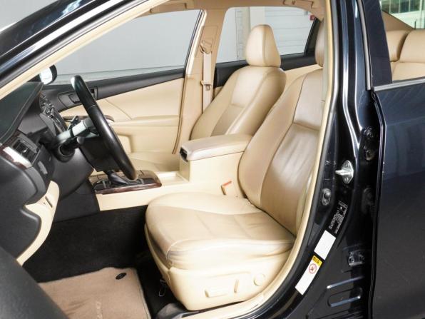 Toyota Camry VII (XV50) Рестайлинг с пробегом 2016 года, цена 2 100 000 рублей, 241581 км, седан, Автокод Объявления
